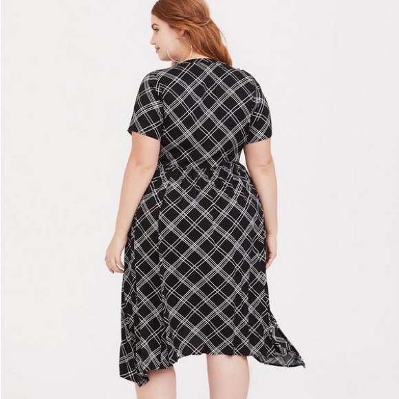 Torrid Dress Midi Challis Black White Checkered Plaid 4 4X - Picture 5 of 5